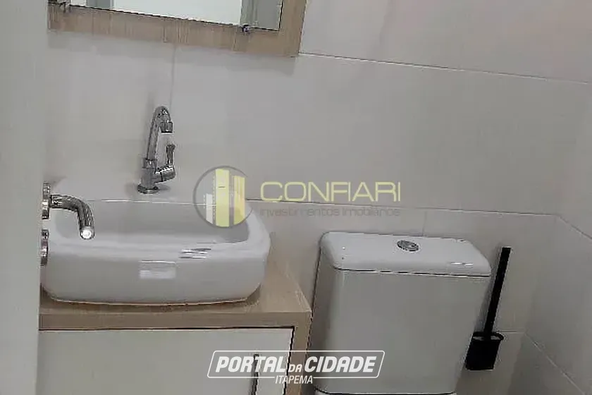 Apartamento para alugar - 70m&sup2; - meia praia