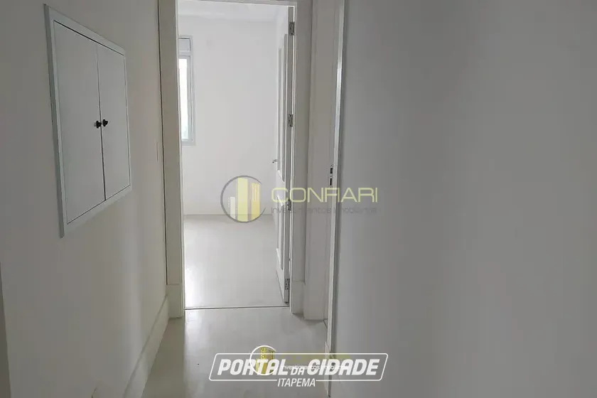 Apartamento &agrave; venda - 140m&sup2; - Centro