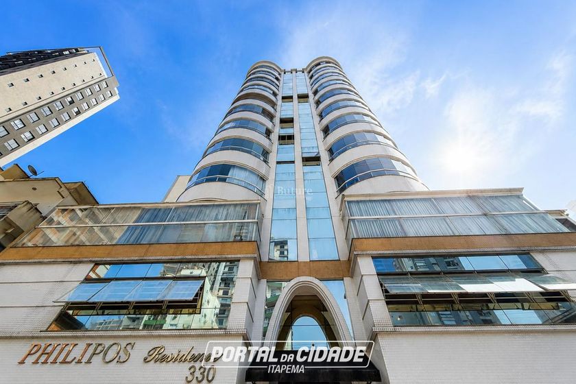 Apartamento &agrave; venda - 108m&sup2; - Centro