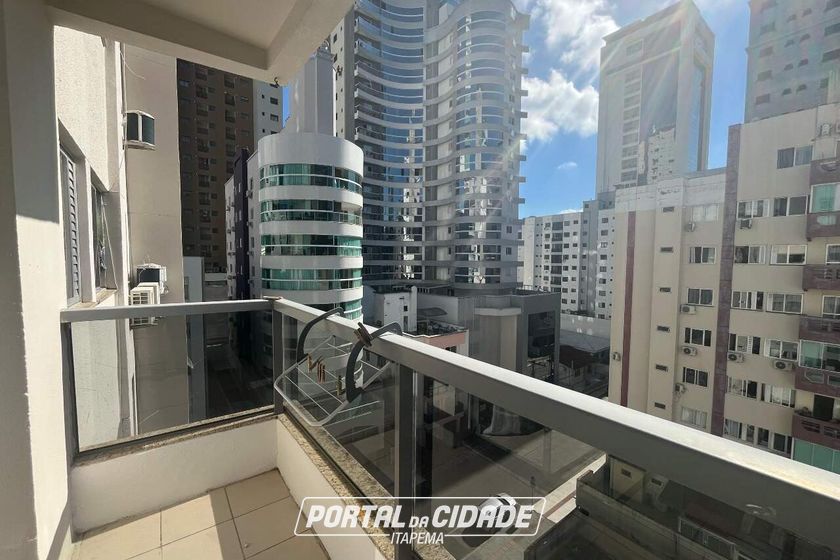 Apartamento para alugar - 55m&sup2; - Centro