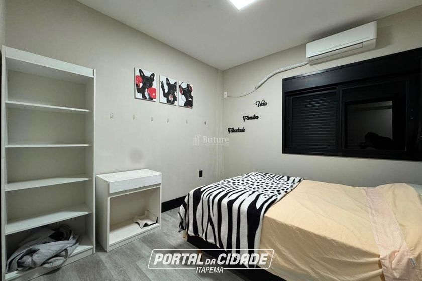Apartamento &agrave; venda - 137m&sup2; - Centro
