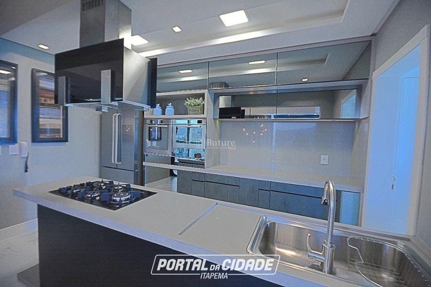 Apartamento &agrave; venda - 208m&sup2; - Meia Praia