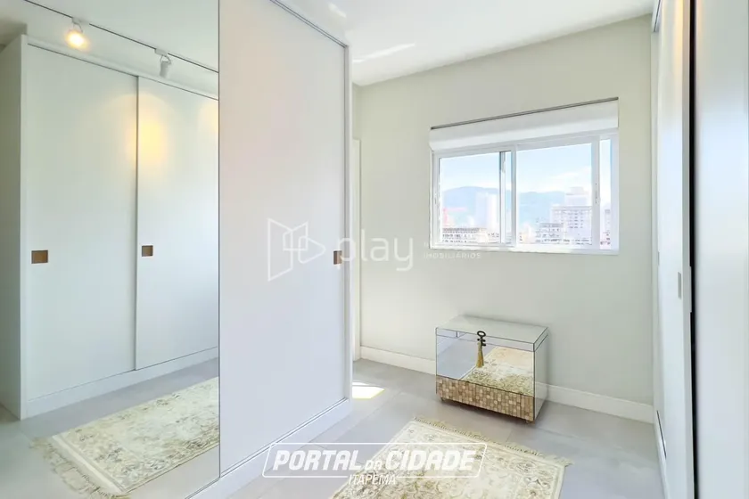 Apartamento &agrave; venda - 188m&sup2; - Meia Praia