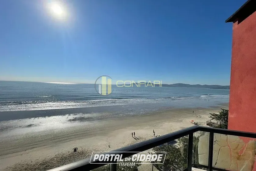 Apartamento &agrave; venda - 260m&sup2; - Meia Praia
