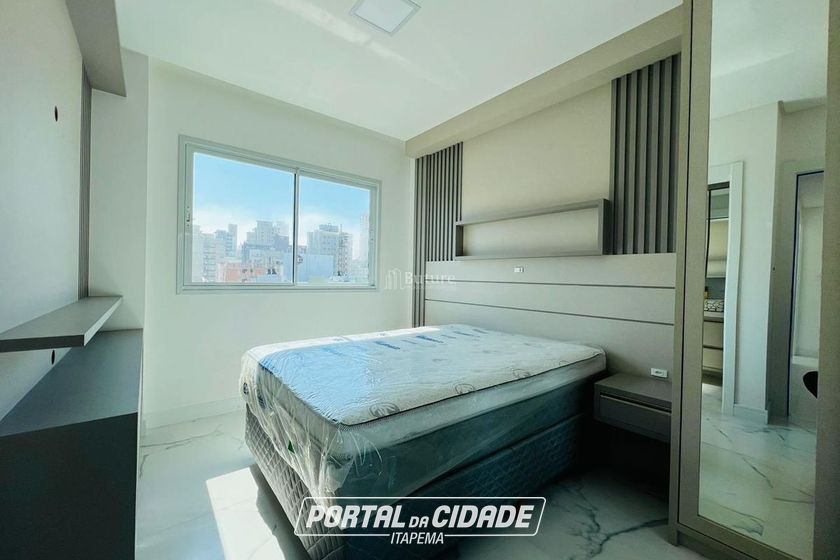 Apartamento &agrave; venda - 117m&sup2; - Meia Praia