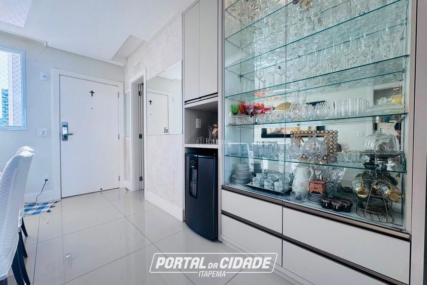 Apartamento &agrave; venda - 192m&sup2; - Centro