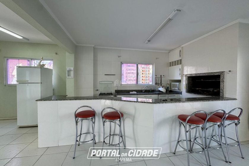 Apartamento &agrave; venda - 80m&sup2; - Centro