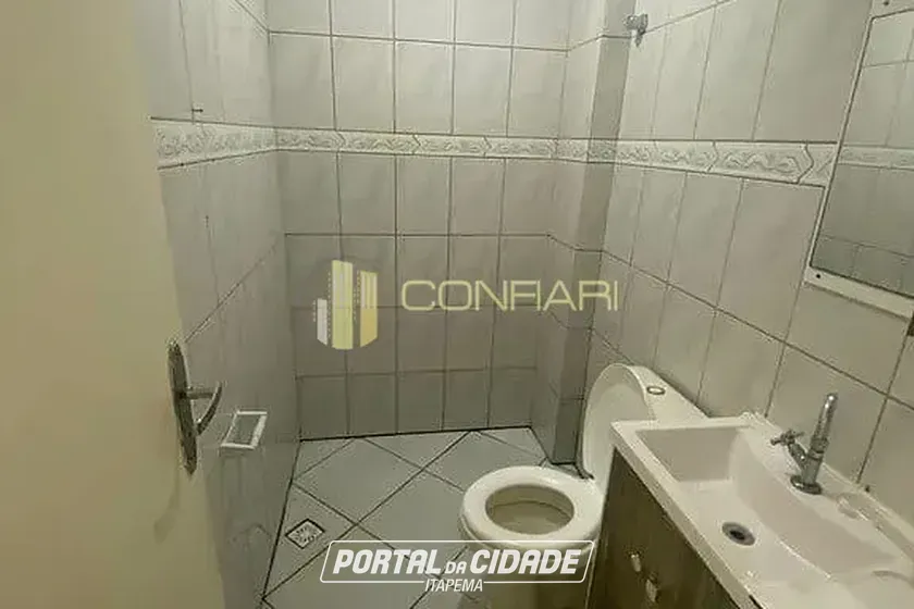 Sala Comercial &agrave; venda - 97m&sup2; - Meia Praia