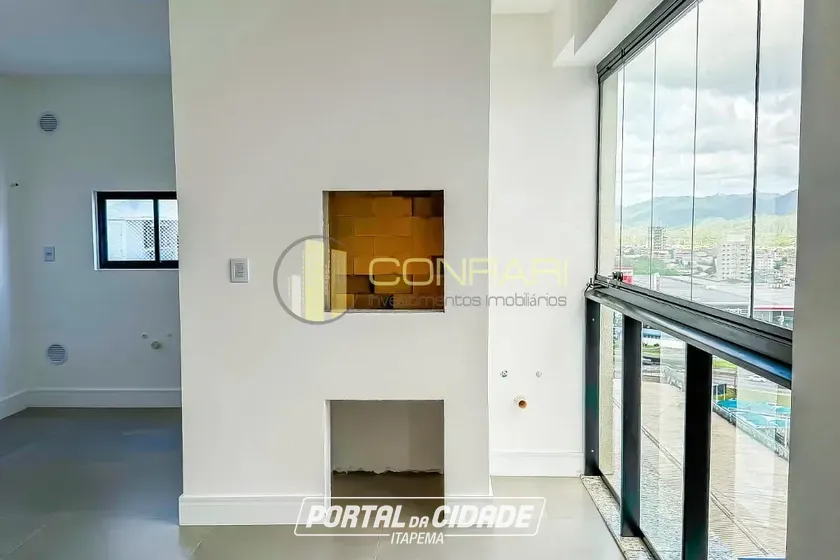 Apartamento &agrave; venda - 115m&sup2; - meia praia