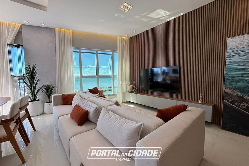Apartamento &agrave; venda - 140m&sup2; - Meia Praia