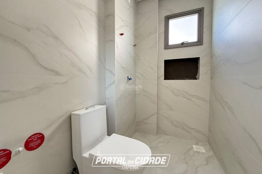 Apartamento &agrave; venda - 105m&sup2; - Centro