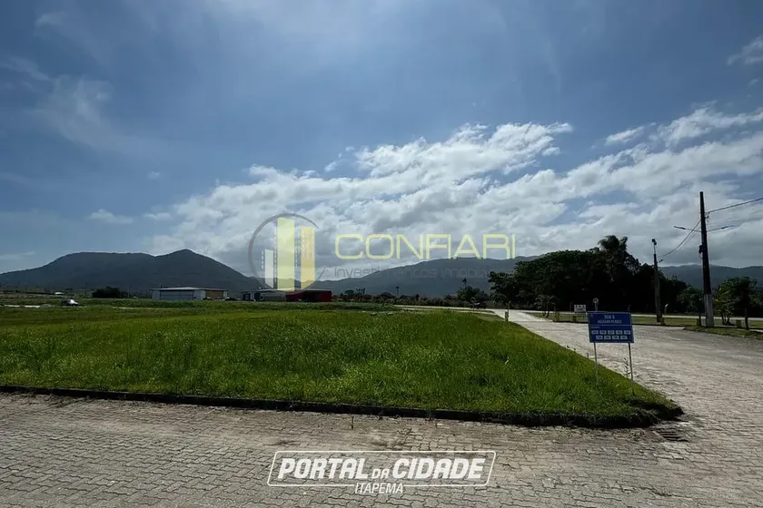 Terreno &agrave; venda - 646m&sup2; - Sert&atilde;o Santa Luzia