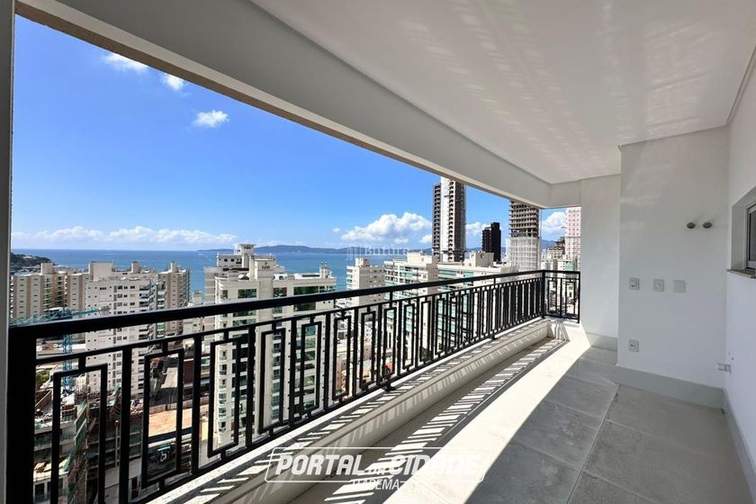 Apartamento &agrave; venda - 160m&sup2; - Centro