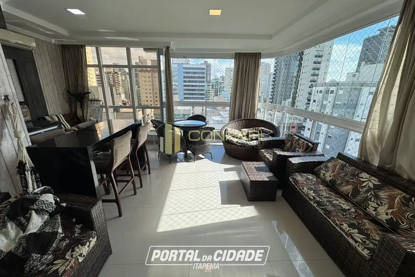 Apartamento para alugar - 182m&sup2; - Meia Praia