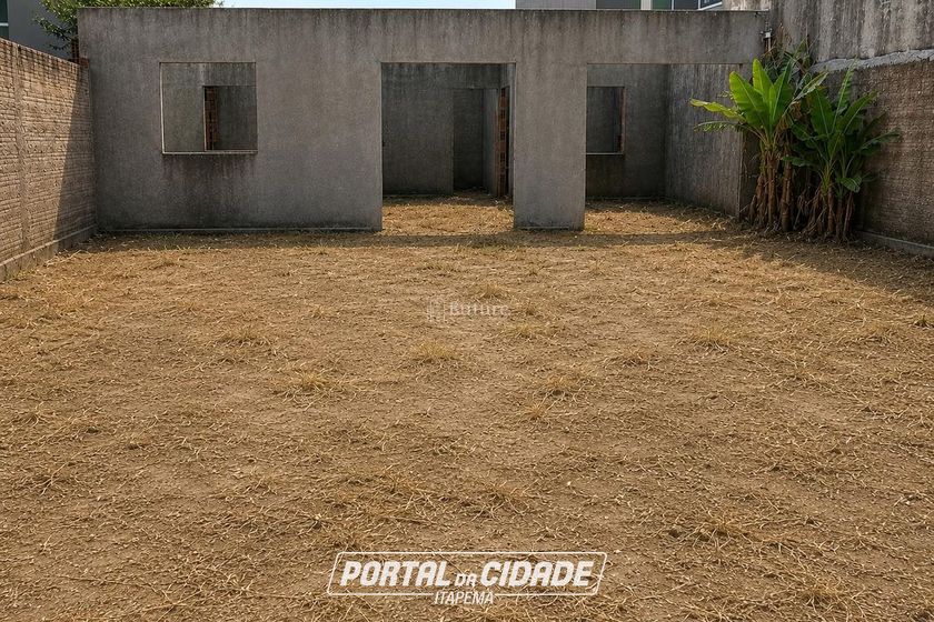 Terreno &agrave; venda - 200m&sup2; - Espinheiros