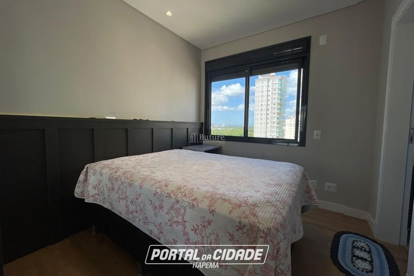 Apartamento &agrave; venda - 99m&sup2; - Meia Praia