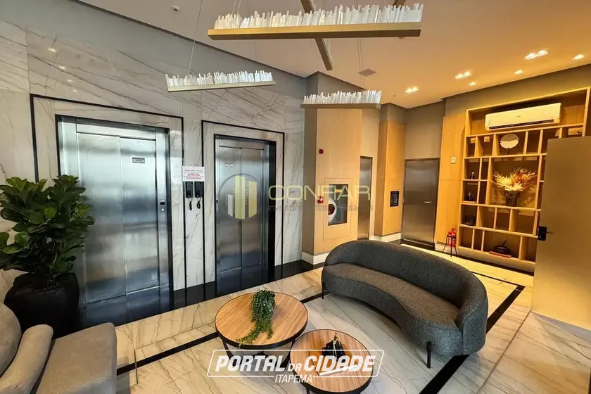 Apartamento &agrave; venda - 207m&sup2; - Meia Praia