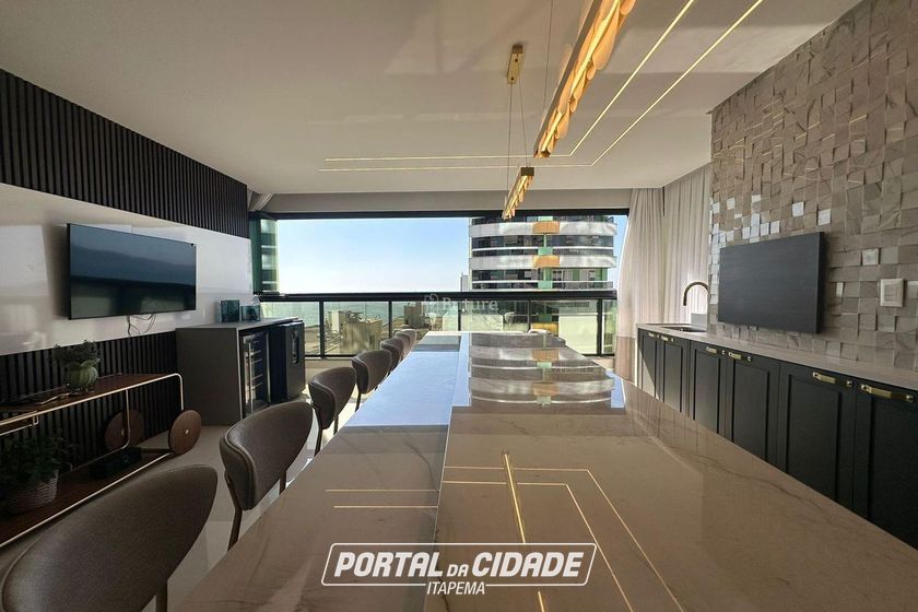 Apartamento &agrave; venda - 187m&sup2; - Meia Praia