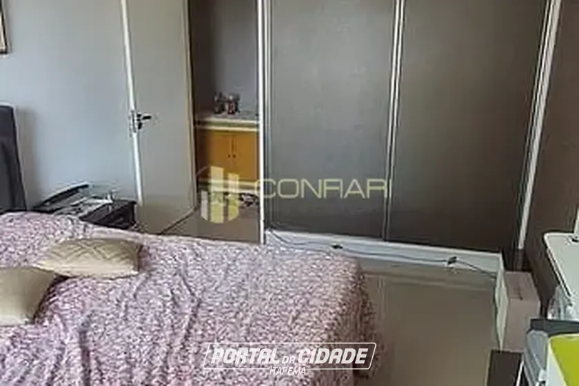 Apartamento &agrave; venda - 150m&sup2; - Meia Praia