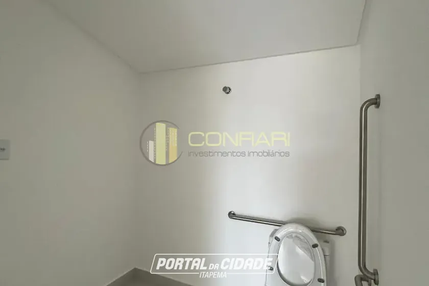 Sala Comercial para alugar - 64m&sup2; - Meia Praia
