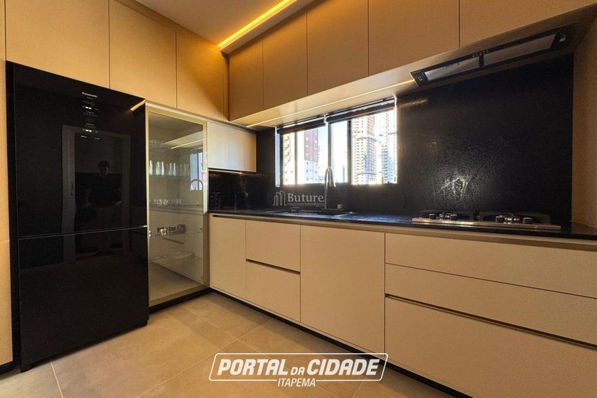 Apartamento &agrave; venda - 137m&sup2; - Centro