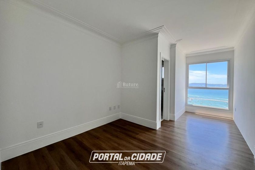 Apartamento &agrave; venda - 190m&sup2; - Centro