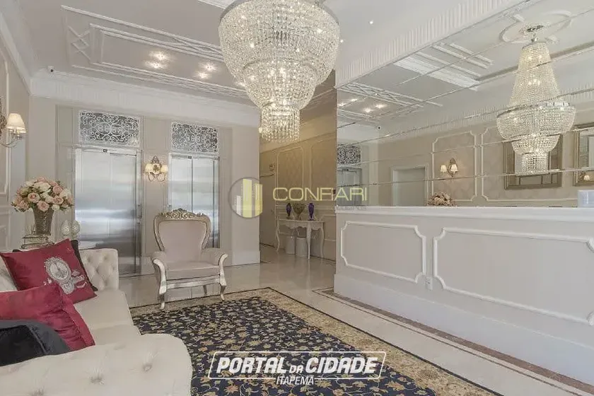 Apartamento &agrave; venda - 251m&sup2; - Meia Praia