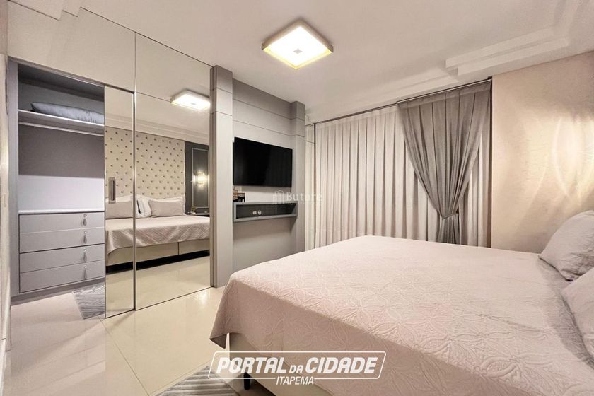 Apartamento &agrave; venda - 320m&sup2; - Meia Praia
