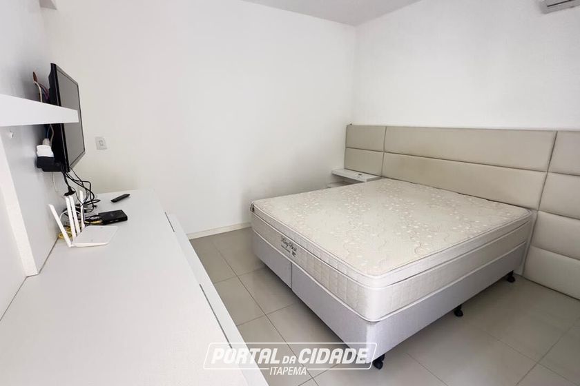 Apartamento para alugar - Meia Praia