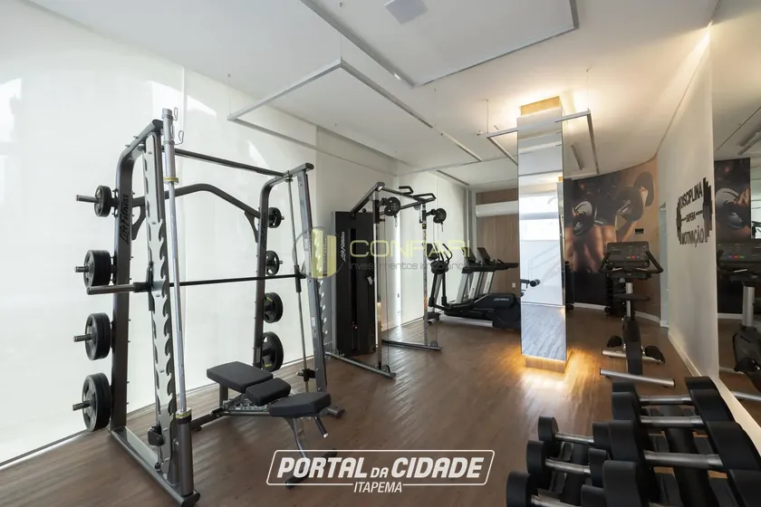 Apartamento &agrave; venda - 148m&sup2; - Meia Praia