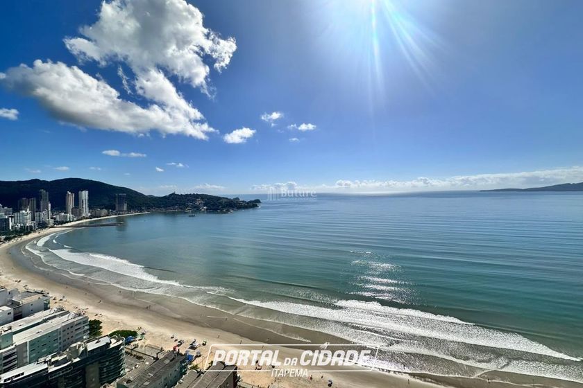 Apartamento &agrave; venda - 208m&sup2; - Centro