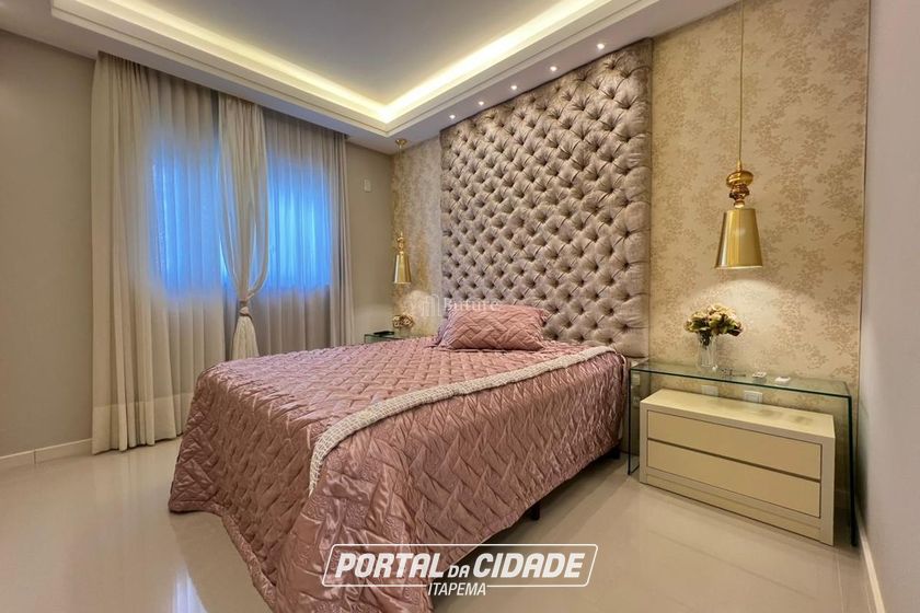 Apartamento &agrave; venda - 148m&sup2; - Meia Praia