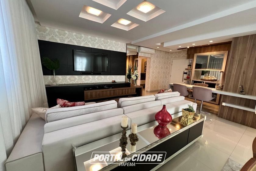 Apartamento &agrave; venda - 149m&sup2; - Meia Praia