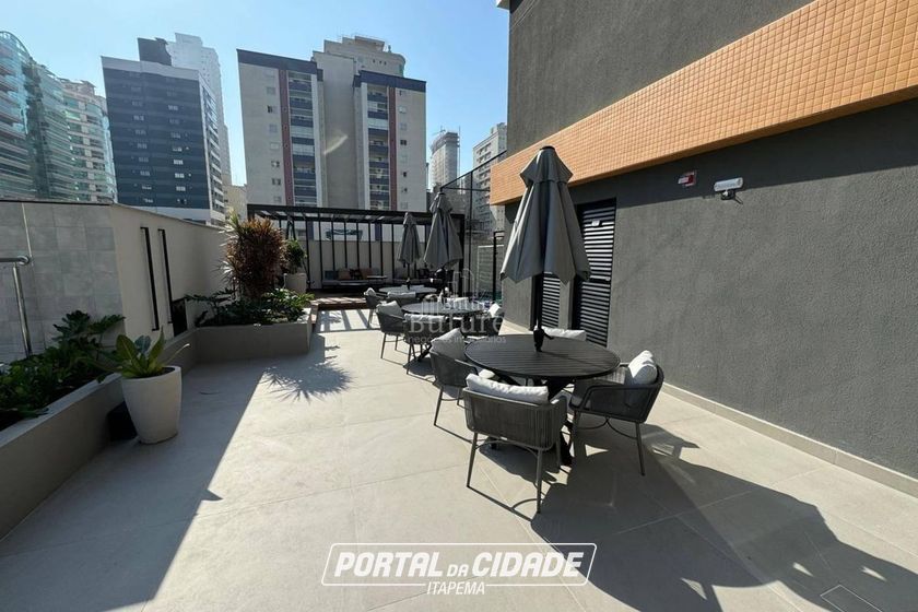 Apartamento &agrave; venda - Meia Praia