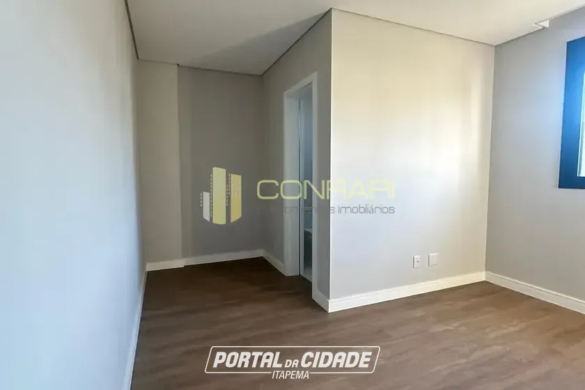 Apartamento &agrave; venda - 92m&sup2; - centro