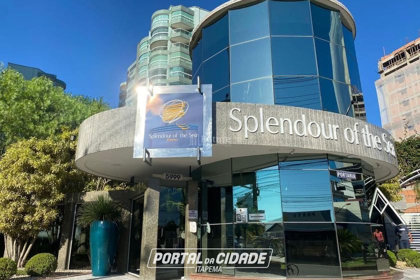 Apartamento &agrave; venda - 350m&sup2; - Meia Praia
