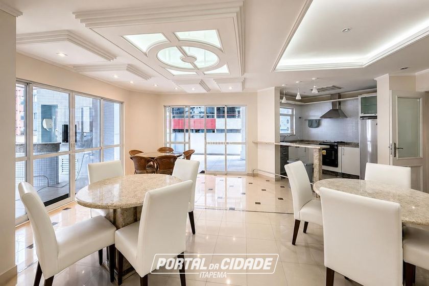 Apartamento &agrave; venda - 126m&sup2; - Centro