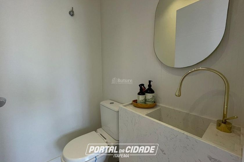Apartamento &agrave; venda - 228m&sup2; - Meia Praia