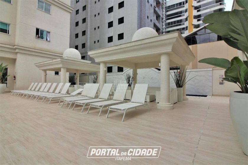 Apartamento &agrave; venda - Meia Praia