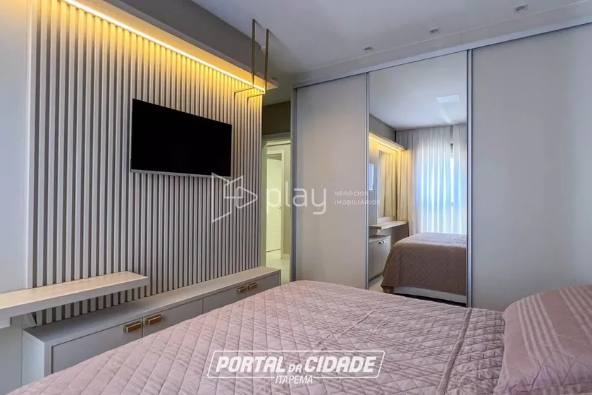 Apartamento &agrave; venda - 115m&sup2; - Meia Praia