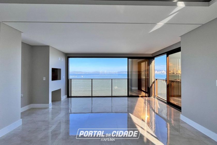 Apartamento &agrave; venda - 185m&sup2; - Centro