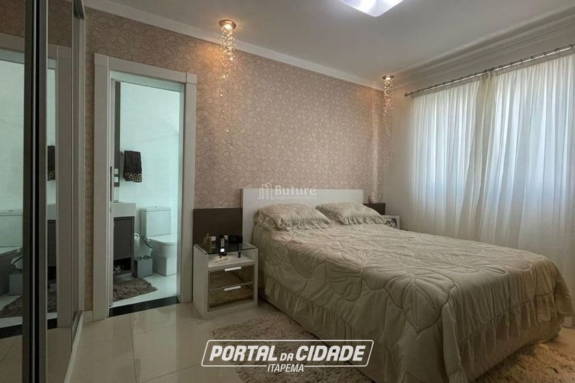 Apartamento &agrave; venda - 138m&sup2; - Centro