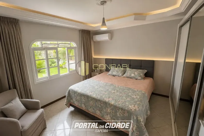 Ch&aacute;cara &agrave; venda - 350m&sup2; - Nova Descoberta