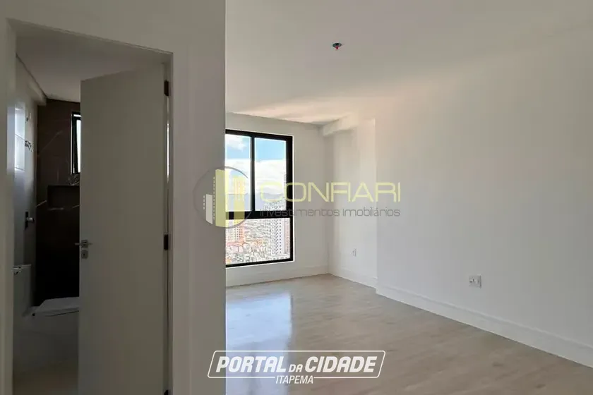 Apartamento &agrave; venda - 206m&sup2; - meia praia