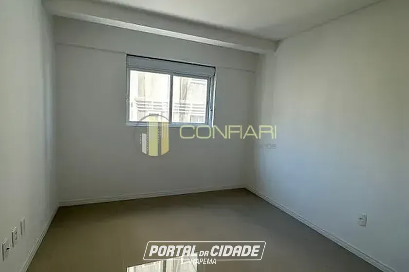 Apartamento &agrave; venda - 113m&sup2; - Meia Praia