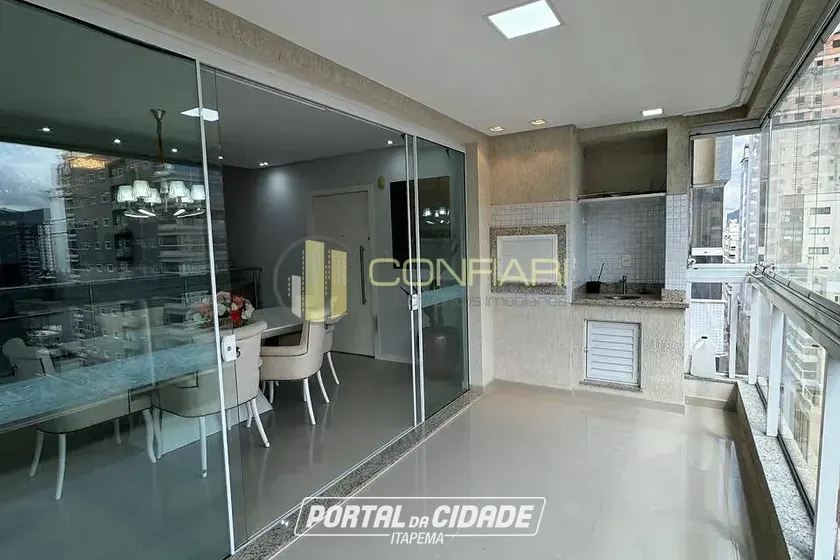Apartamento &agrave; venda - 110m&sup2; - meia praia