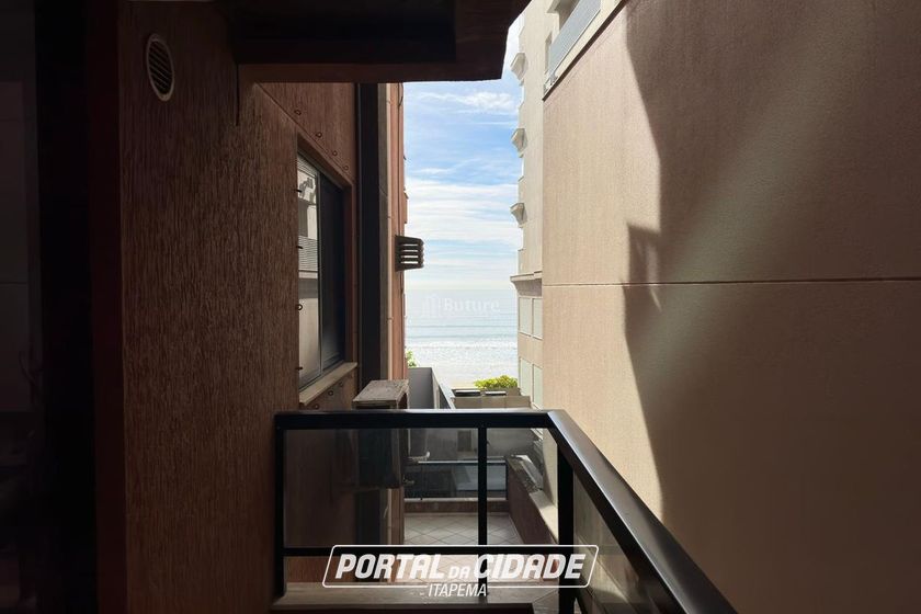 Apartamento &agrave; venda - 79m&sup2; - Meia Praia