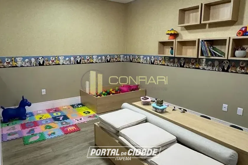 Apartamento &agrave; venda - 188m&sup2; - Meia Praia