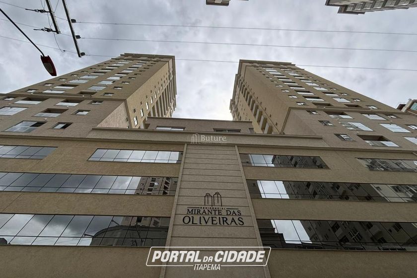 Apartamento &agrave; venda - 65m&sup2; - Tabuleiro dos Oliveiras