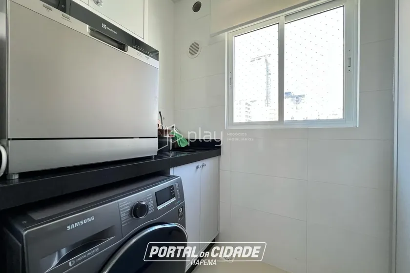 Apartamento &agrave; venda - 82m&sup2; - Meia Praia